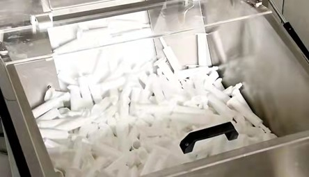 HQ-ZGS108 Машина для наполнения и укупорки предварительно наполненных шприцев